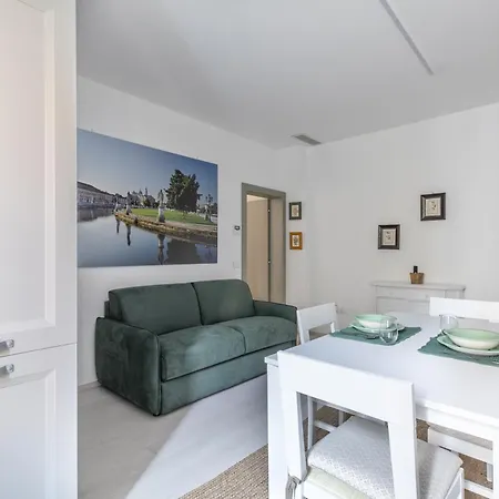 Apartment Secret Rose Garden In The Heart Of Padova